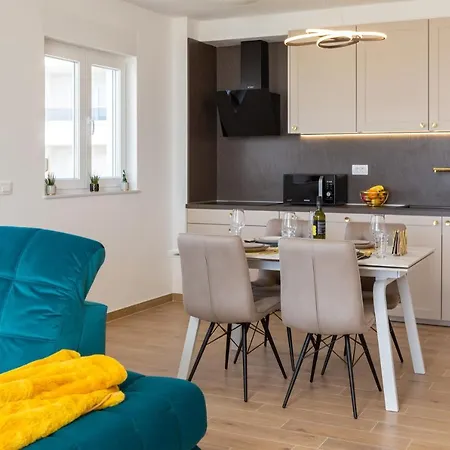 Luxury Sea View Anda * מאקרסקה